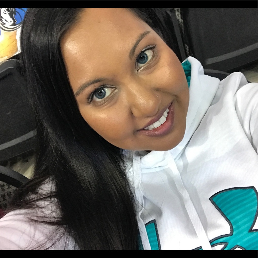 Meet your Posher, Anna