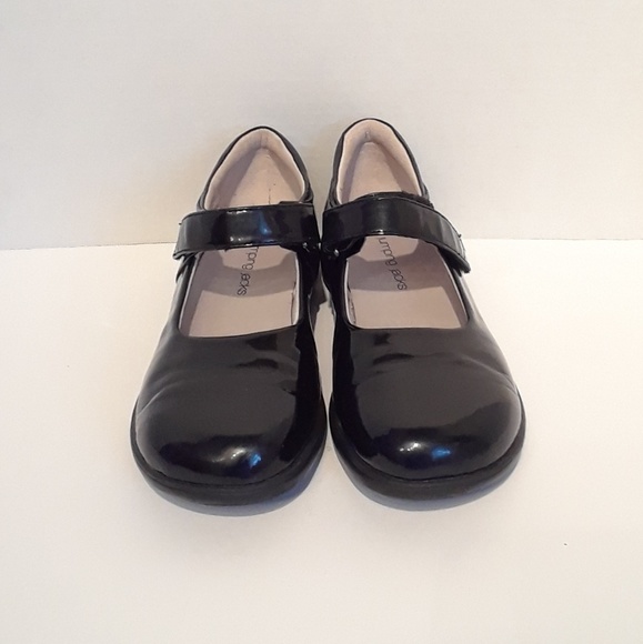 ❌❌SOLD❌❌Black Patent Mary Jane's Size 2.5 - Picture 2 of 6
