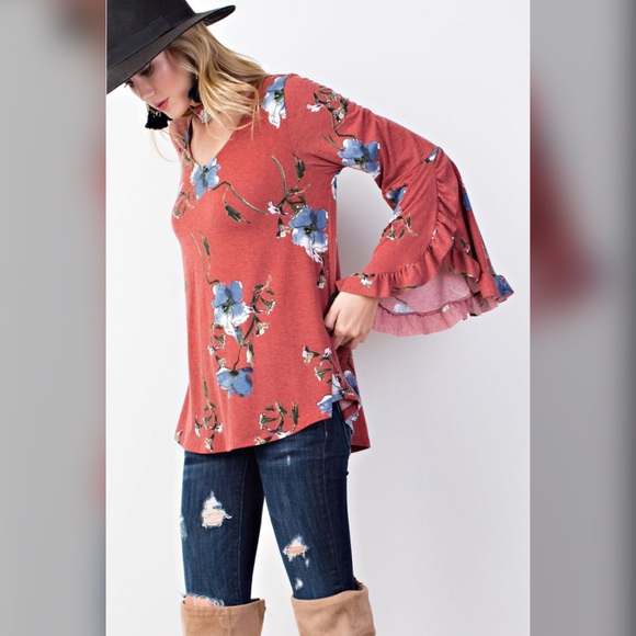 LAST 1! Gorgeous & soft Bell Ruffle Sleeve Top❤️ - Picture 3 of 3