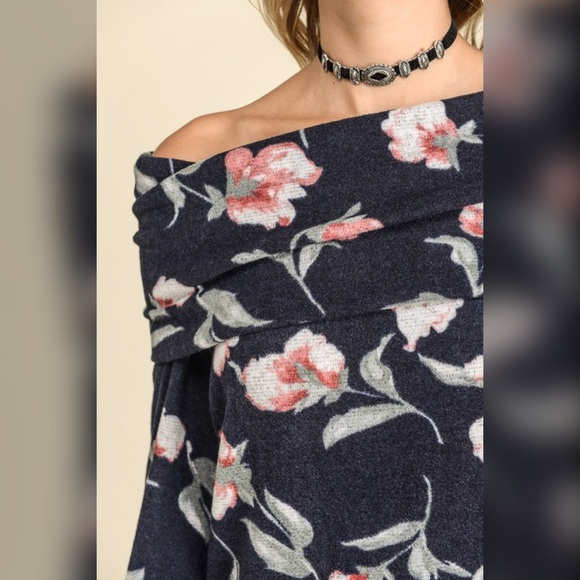 LAST 1! 💕 Soft On/Off Shoulder Brushed Hacci Top! - Picture 5 of 5