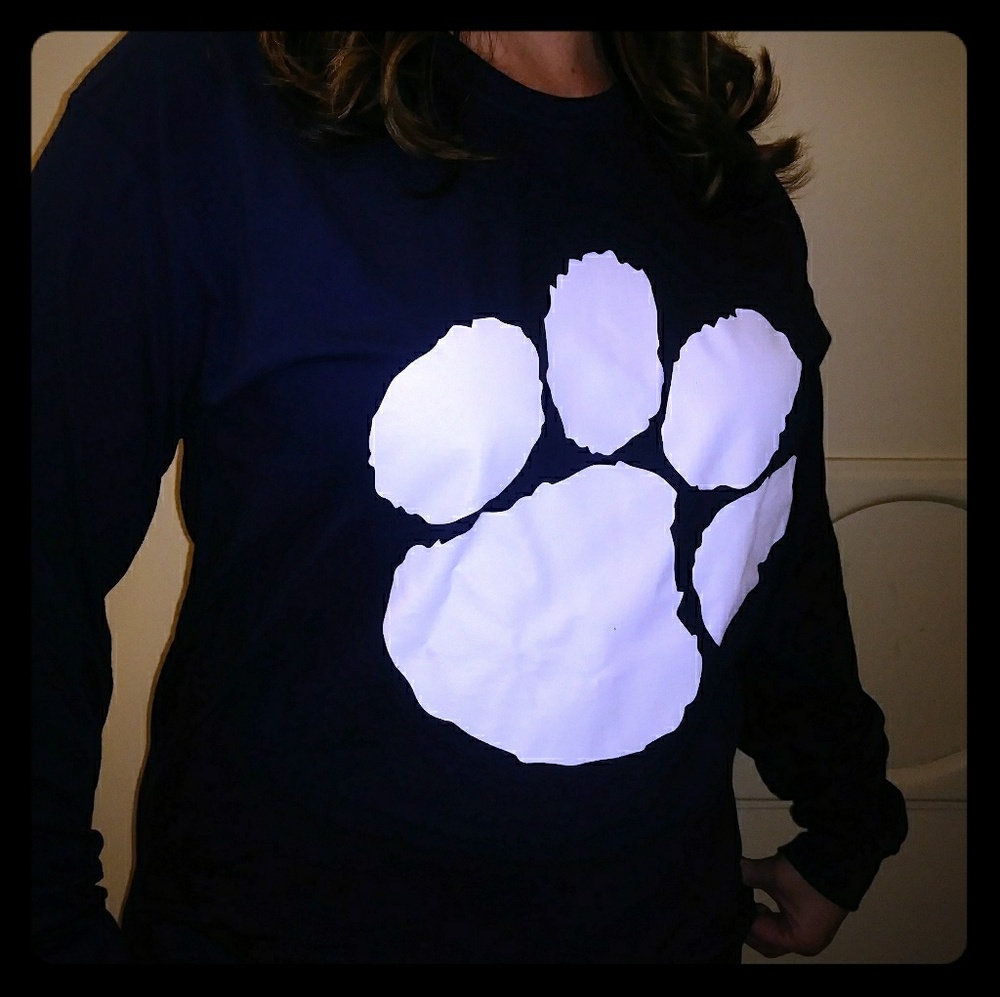 paw print t shirt long sleeve
