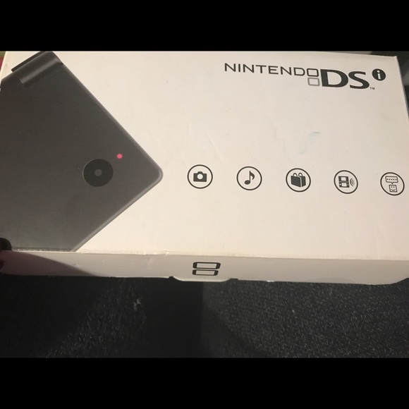 Nintendo DSi - Picture 5 of 5