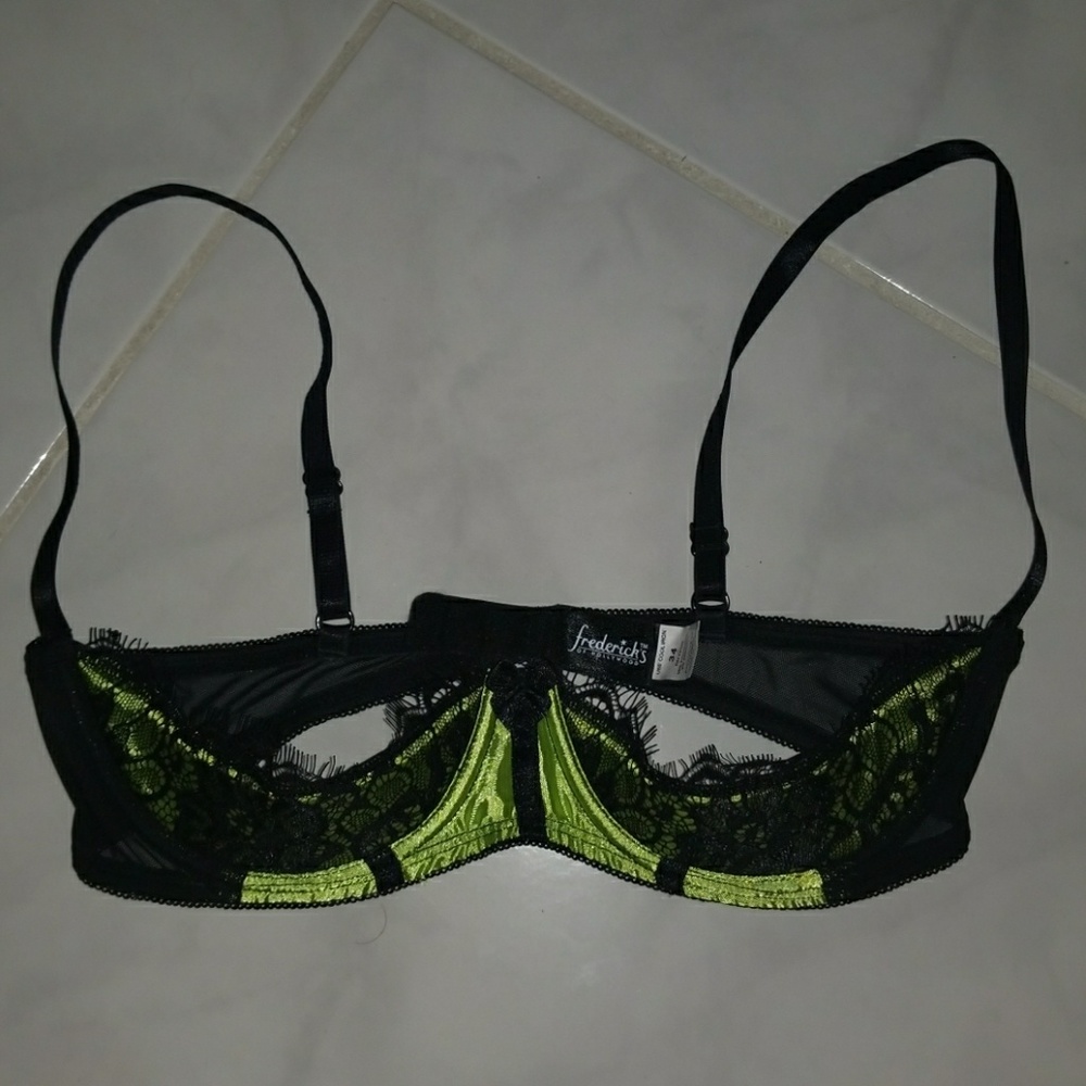 Open shelf bra - Fredericks of Hollywood