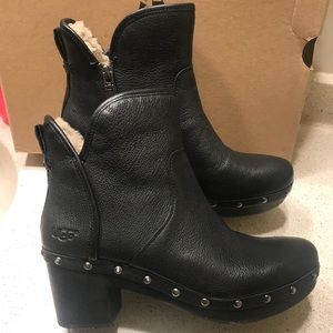 Cam II Clog Booties Uggs