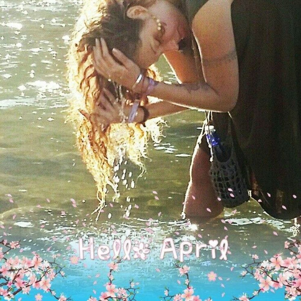 Meet your Posher, Ebony