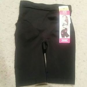 MAIDEN FORM CONTROL IT THIGH SLIMMER - M