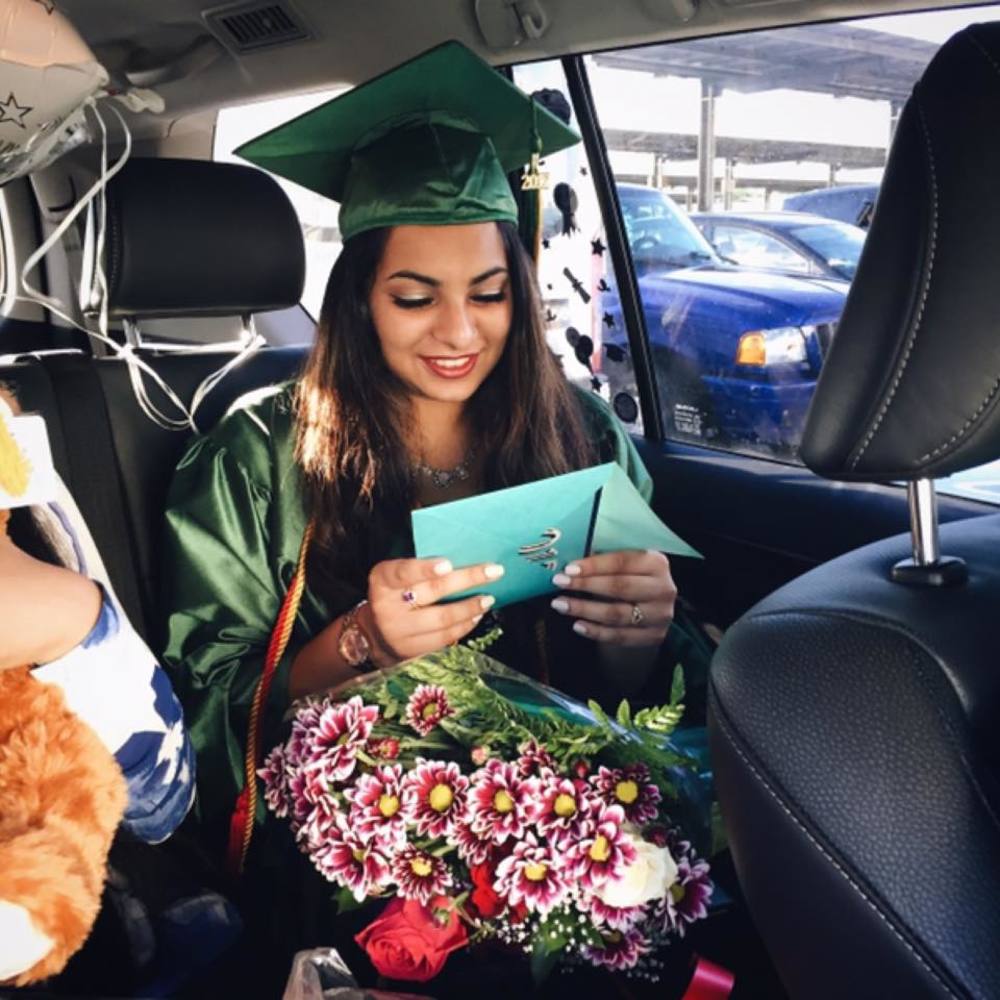 Meet your Posher, Areesha