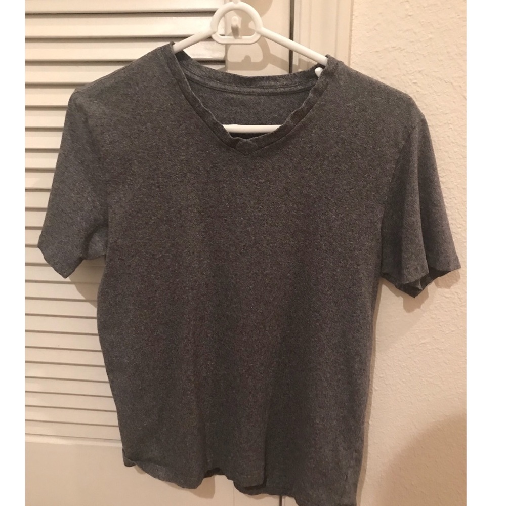 Men’s Express Grey Tee Size M