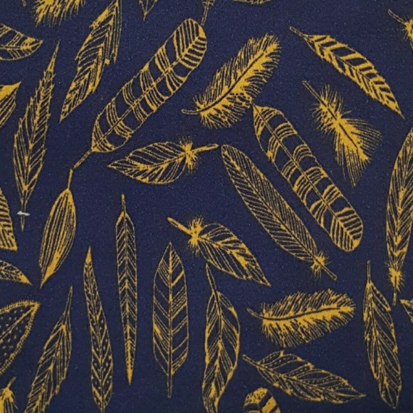Lularoe Feather Leggings - Picture 1 of 1