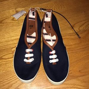 NWT Navy Lace Up Shoes