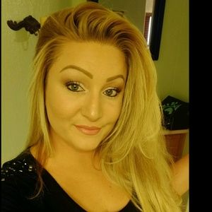 Meet your Posher, Kimberli