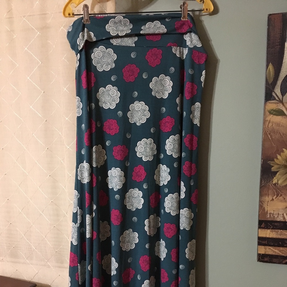 Xl LuLaRoe Maxi skirt