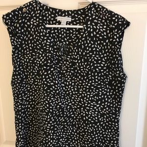 Cap sleeve Black and White Top
