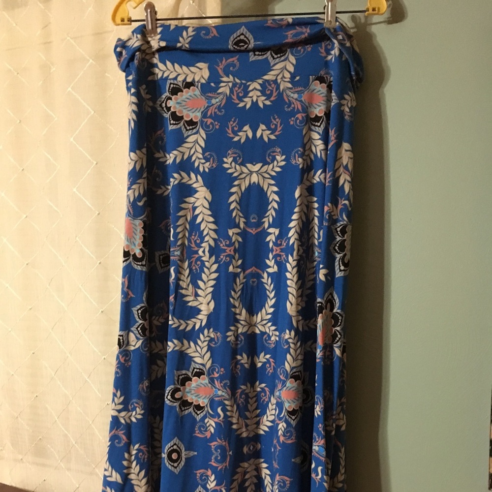 Xl LuLaRoe Maxi skirt