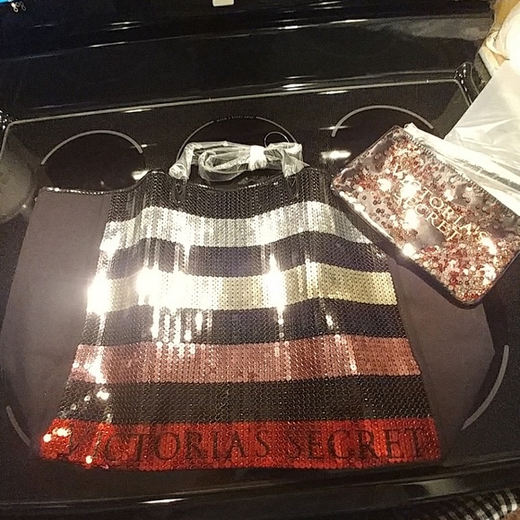 2017 Victoria's Secret Black Friday tote - Picture 2 of 4