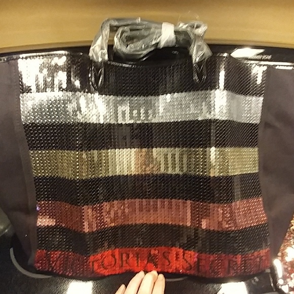 2017 Victoria's Secret Black Friday tote - Picture 3 of 4