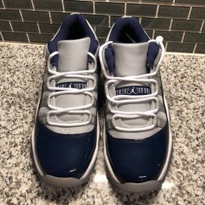 Air Jordan Retro 11 Lows “Georgetown”