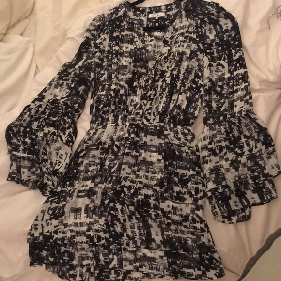 Parker Bellsleeve Silk Pattern Dress - Picture 1 of 5