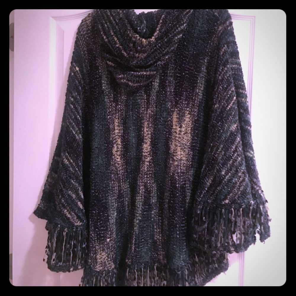 Beautiful Cape Never Worn