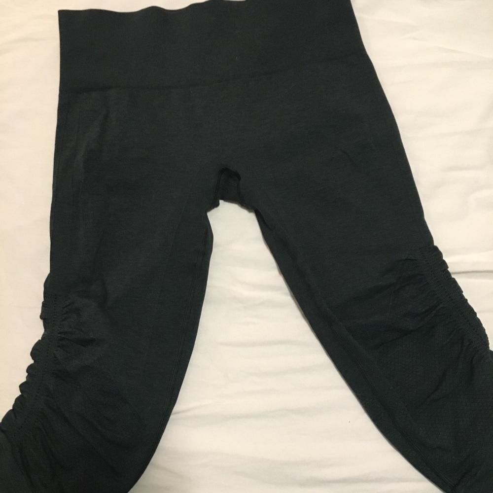 Dark green Lululemon In the Flow Tights