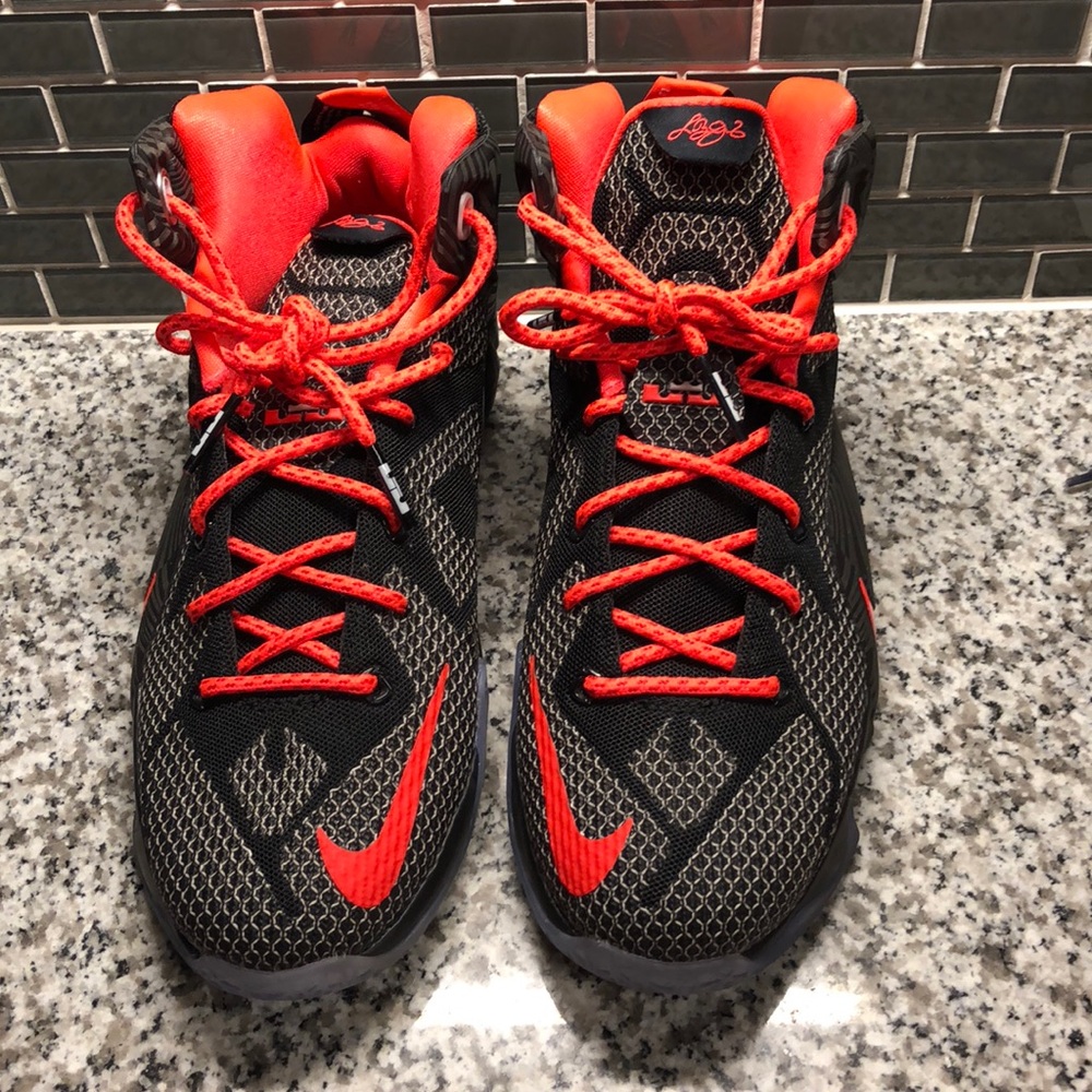 Nike Lebron XII