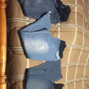 Bundle Maternity Jeans.