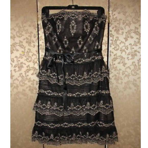 BCBG Max Azria Floral Embroidered Tiered Ruffle 6 - Picture 1 of 7