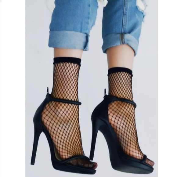 Fishnet Socks - Picture 2 of 3