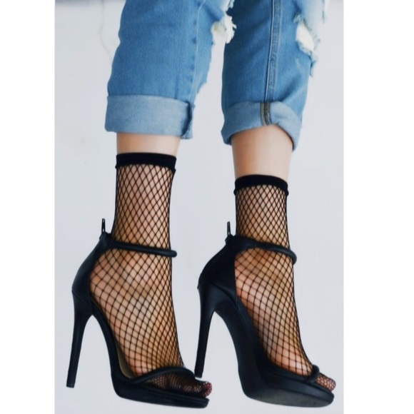 Fishnet Socks - Picture 3 of 3