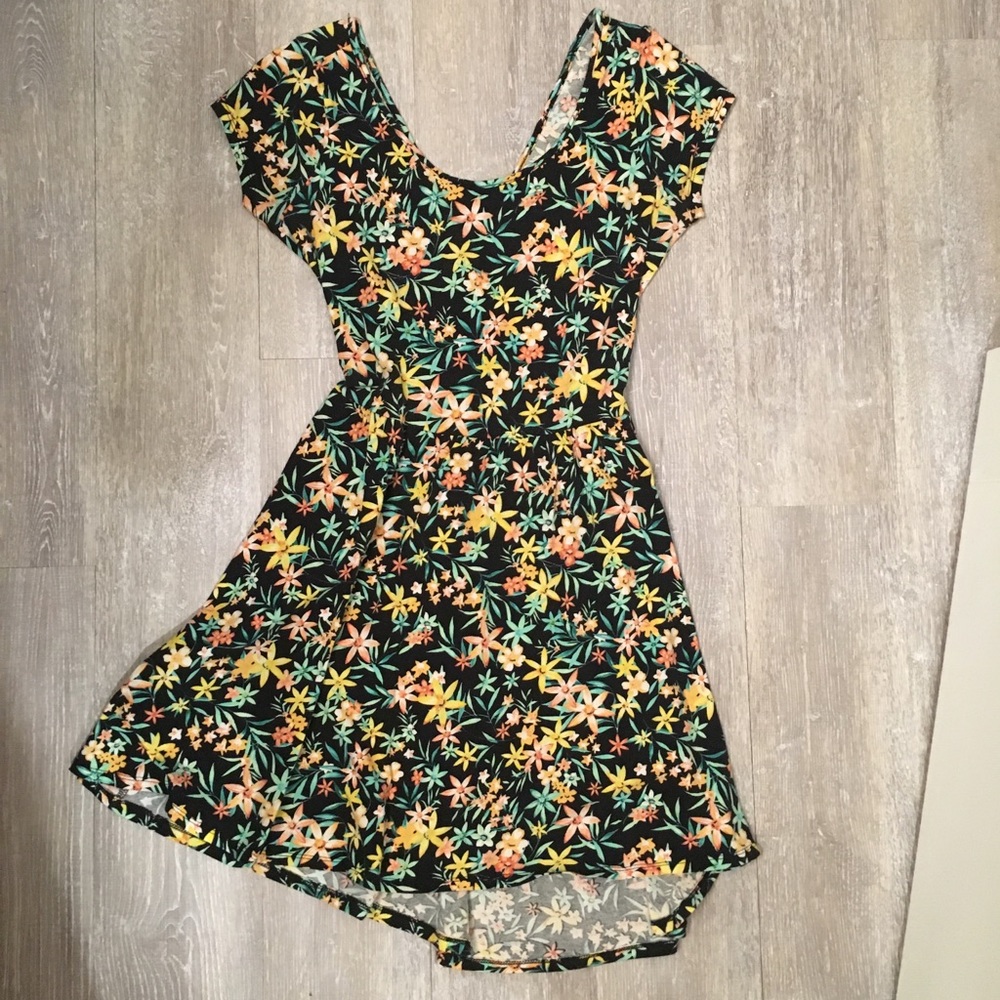 Hawaiian Print Cross Back Dress