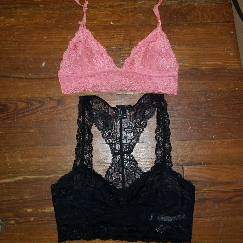 Set of 2 Lace Bralettes