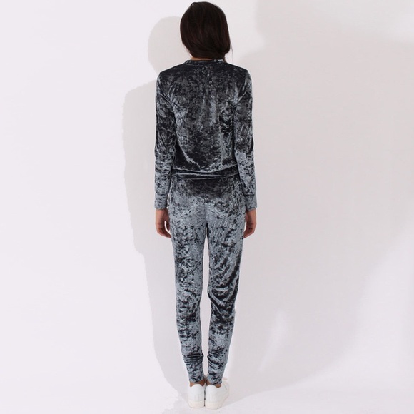 Sexy Health Grey Faux Velvet Two Piece Casual Set - Picture 4 of 8