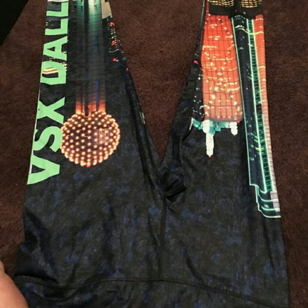 VSX Leggings NWOT