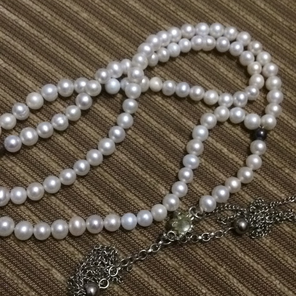 Freshwater pearls necklace