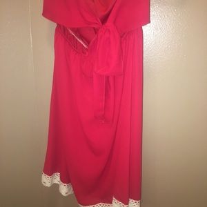 Strapless red dress
