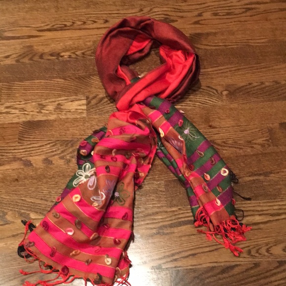 Scarf - Picture 2 of 3