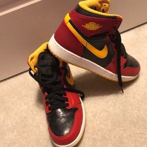 Nike burgundy and gold