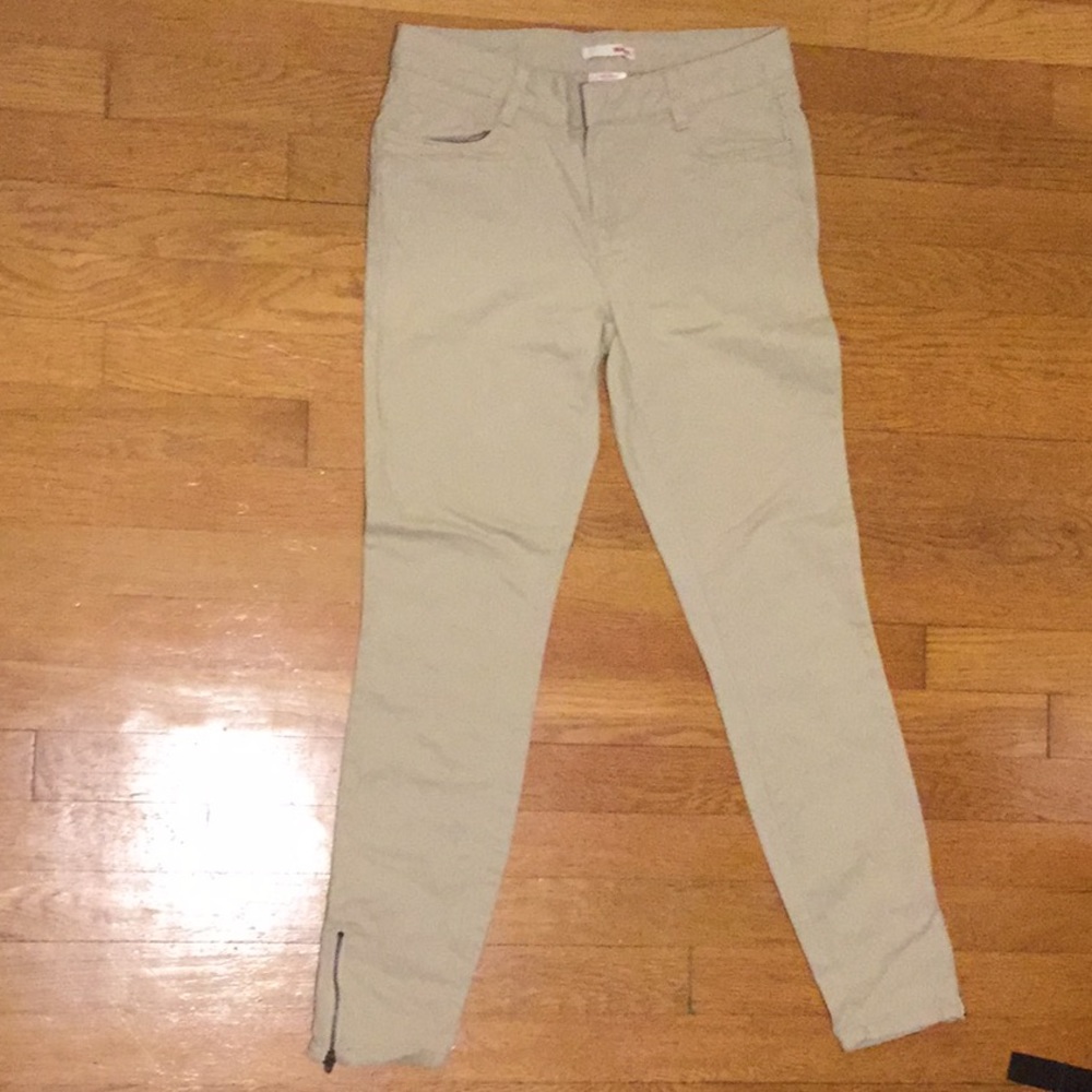 Khaki skinny pants