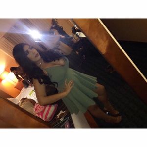 Meet your Posher, Miriamm