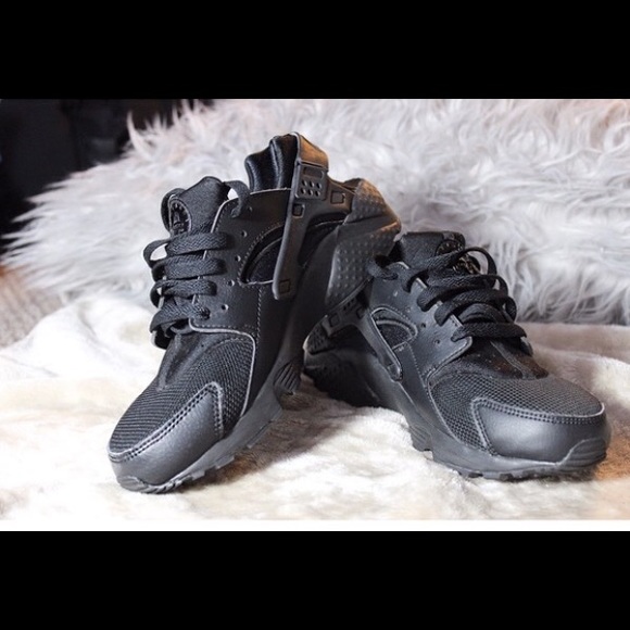 nike huarache run boys