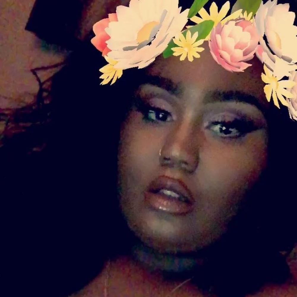 Meet your Posher, Nikki