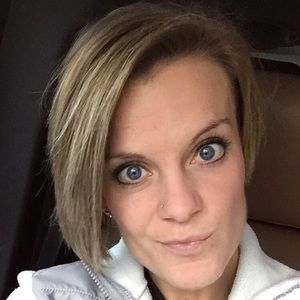 Meet your Posher, Taryn