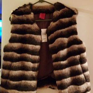 Fur vest