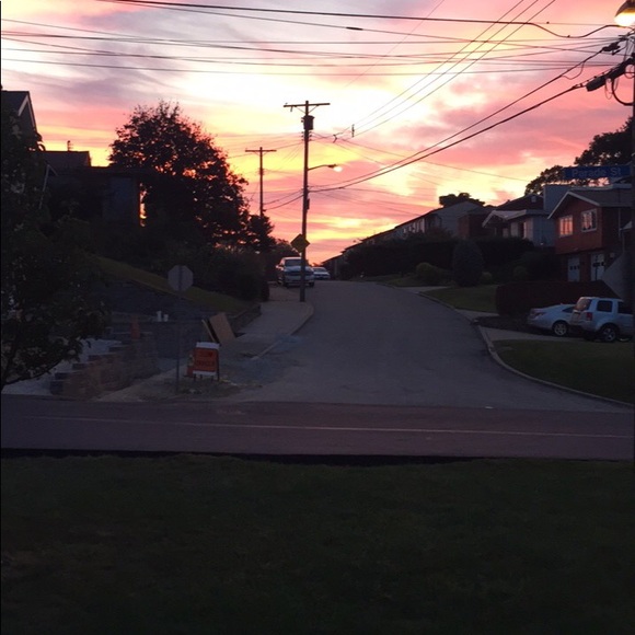 Meet your Posher, Olivia - Picture 1 of 1