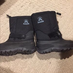 Kamik kids snow boots