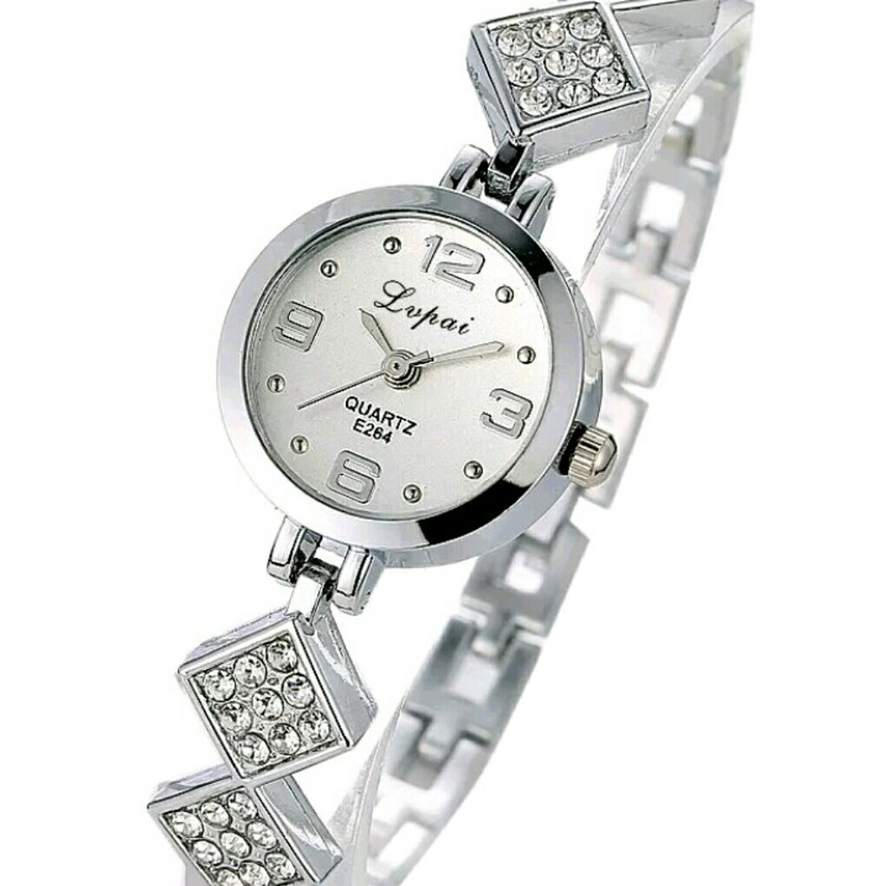 Beautiful, Feminine Silver plated and