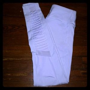 ALO Yoga Moto Legging