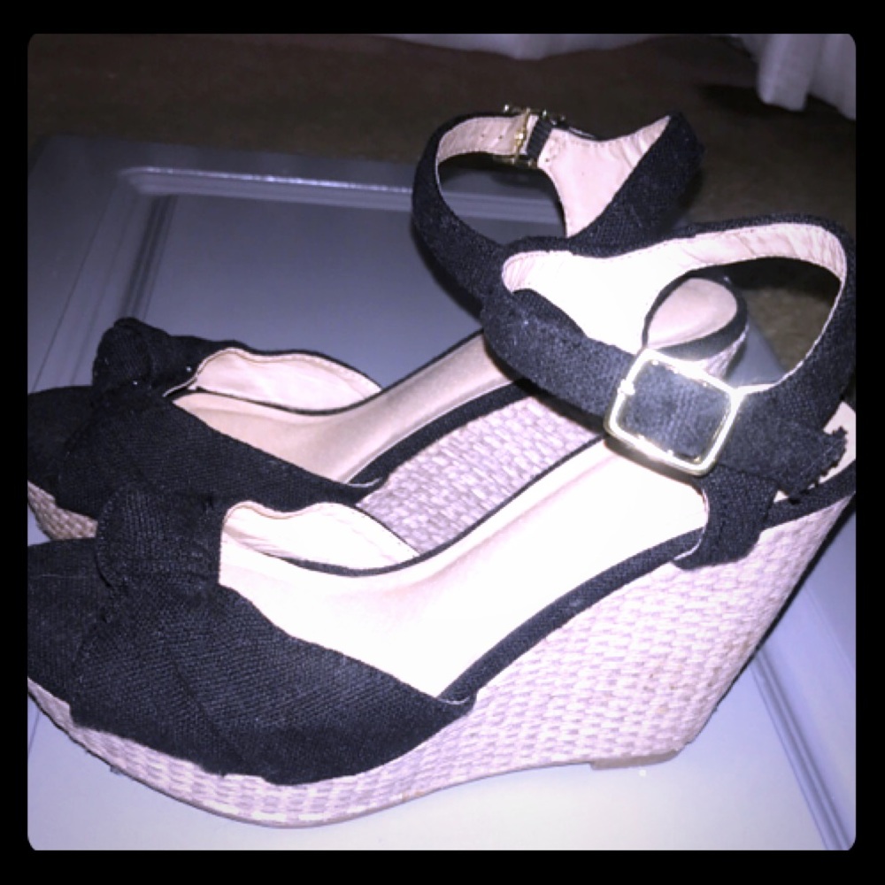 Black wedge sandals