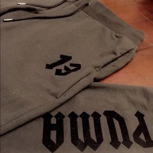 🔥PRICE REDUCED 🔥NWOT Fenty PUMA by Rihanna