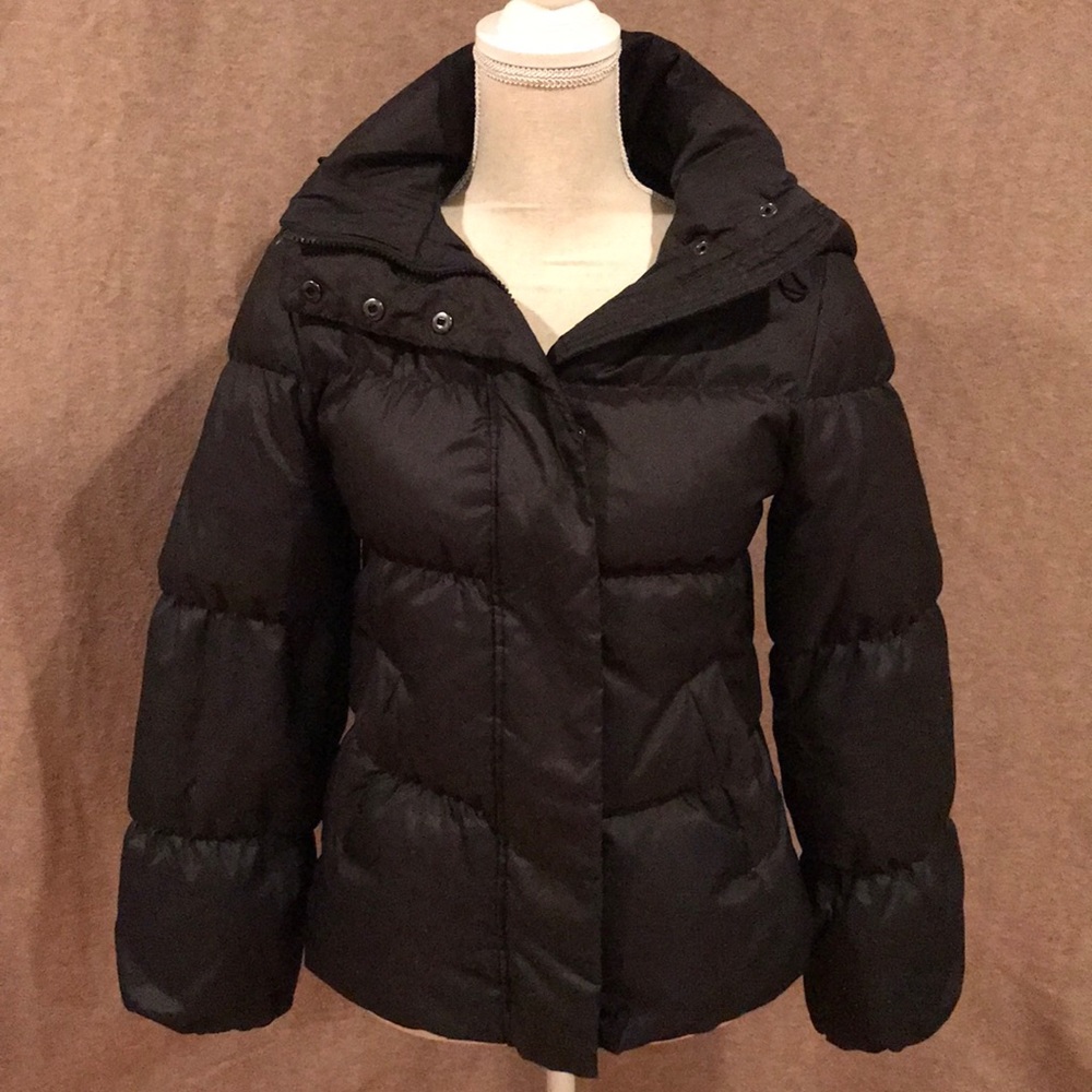 Gap puffer jacket